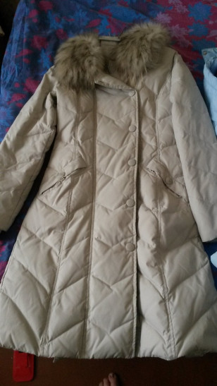 Продам куртку/пальто MaxMara 46р