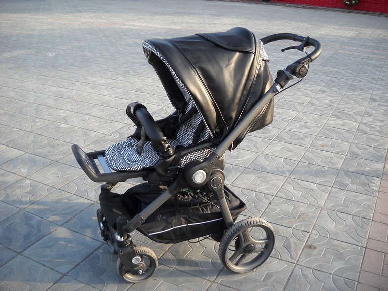 Продам коляску Teutonia BeYou (Германия) 2 в 1. Эко-Кожа. Цена 25 000 рублей. Регион, ТК.