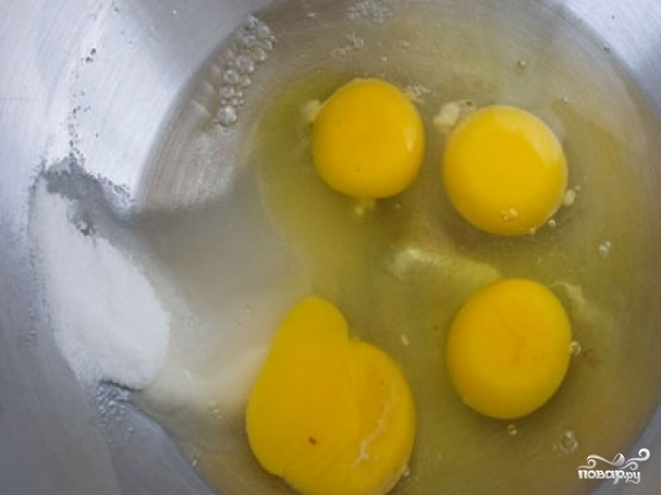 Почему у яиц рыхлый белок при варке. Денатурация белка. Способ варки яиц всмятку. Сырое яйцо. Определение качества яиц.