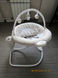 Качели /Шезлонг/ электронные Graco Sweet Snuggle