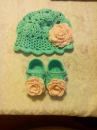 вяжу на заказ для взрослых и детей все виды одежды