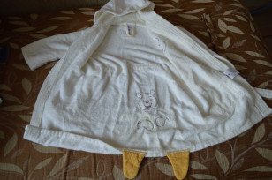 Банный халат Disney Winnie, бренд C&A, 1 - 2 года