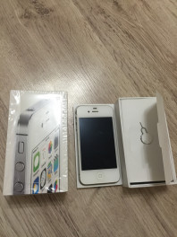 iPhone 4S 8 Gb