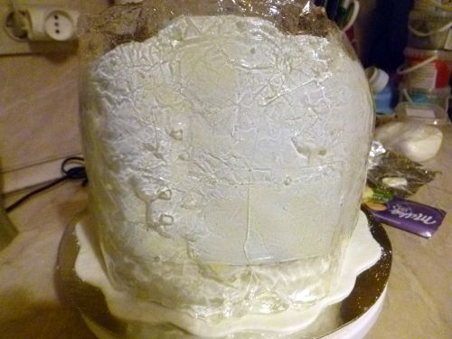 МК стенка для торта из изомальта с сахарной картинкой.