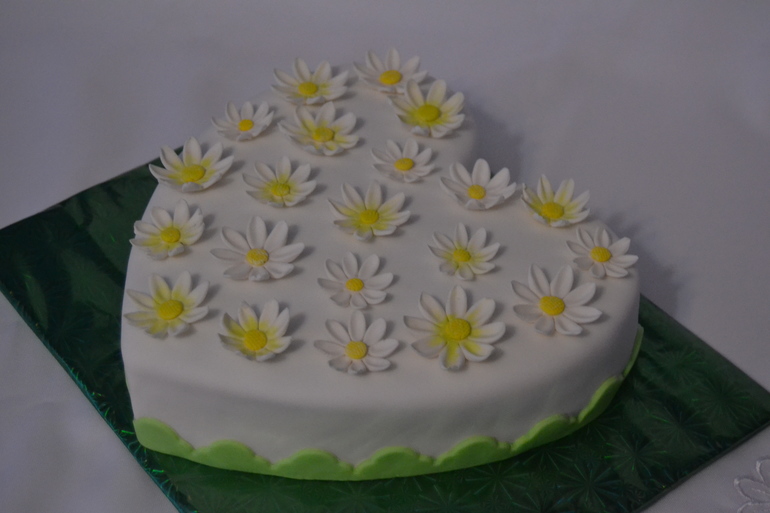 Сердце в ромашках