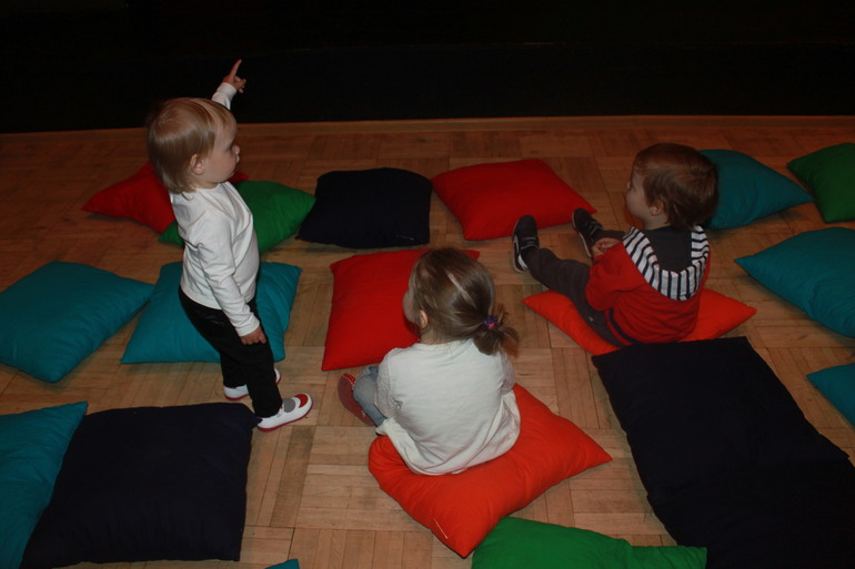 Детский театр на английском языке Flying Banana Children’s Theatre