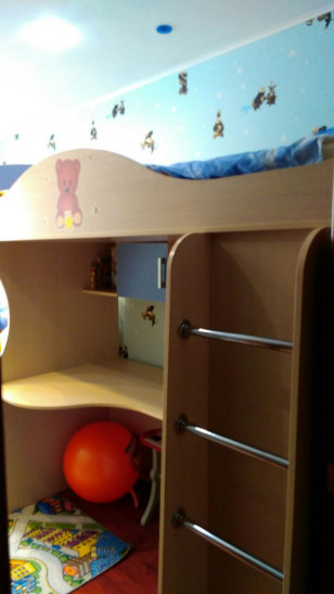 Кровать детская