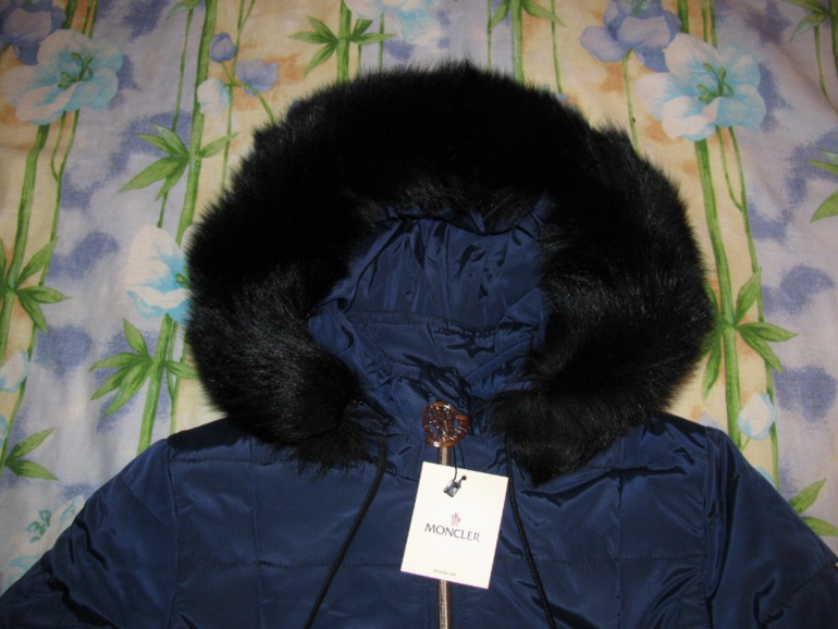 Хвастики и живые фото Moncler (Leggi)