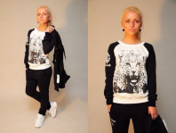 СПОРТИВНЫЕ КОСТЮМЫ