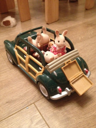 Авто с семьей кроликов Sylvanian Families