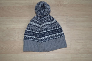 Шапка Janus б/у, размер 52.