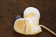 Новые шапка и варежки весна-осень размер 6-12мес