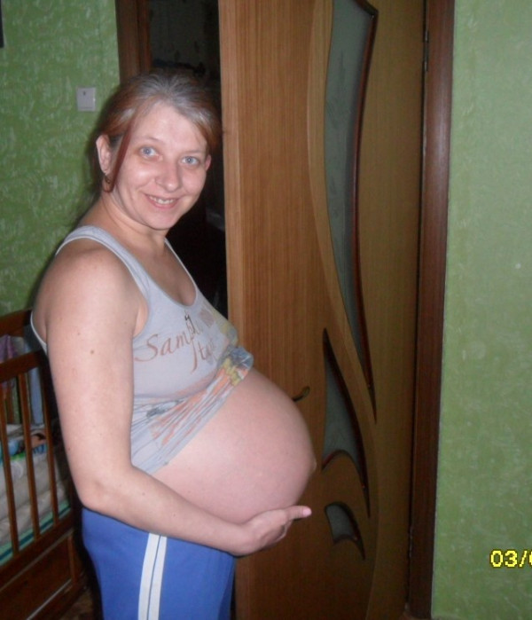 4 беременность 3 роды. Живот на 38 неделе беременности.
