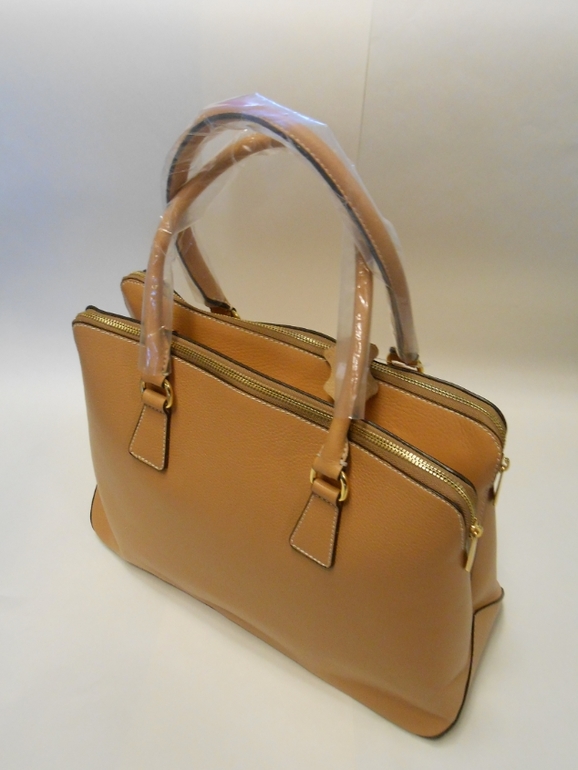 Новые кожаные сумки от Bvlgary, Givenchy, D&G,Yves Saint Laurent