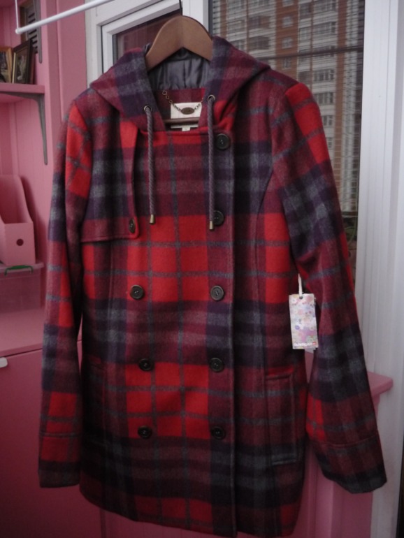 Новое пальто в клетку quiksilver р-р M from UK