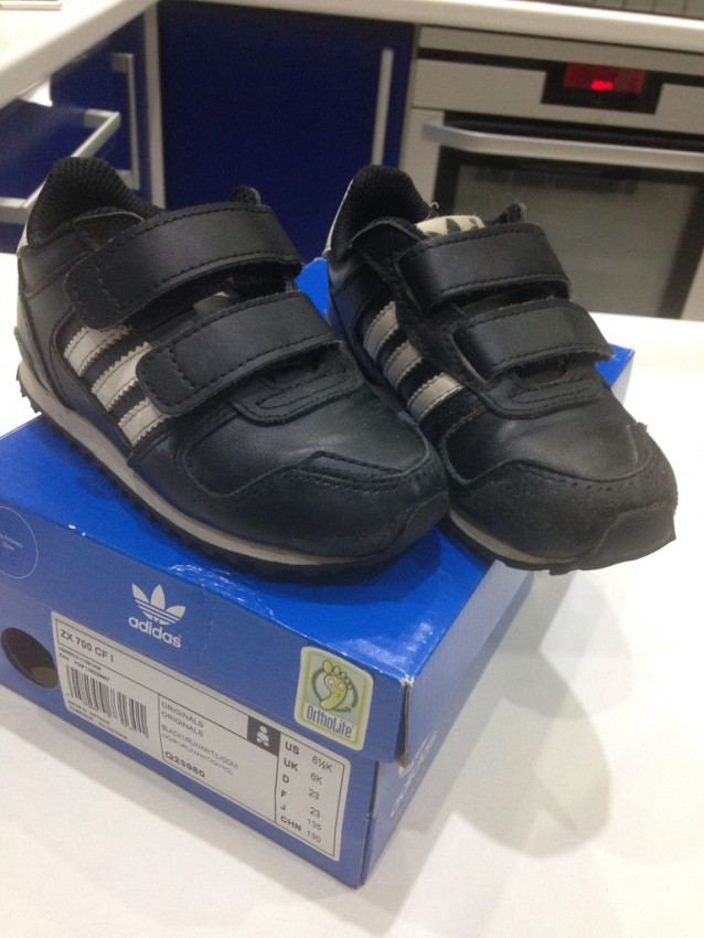 Кроссовки Adidas 23р.