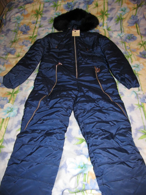 Хвастики и живые фото Moncler (Leggi)