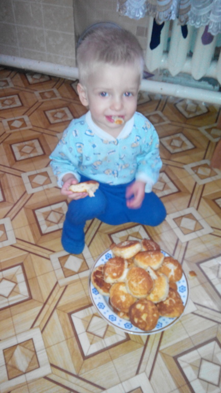 мы не пропали, а уехали на сессию))