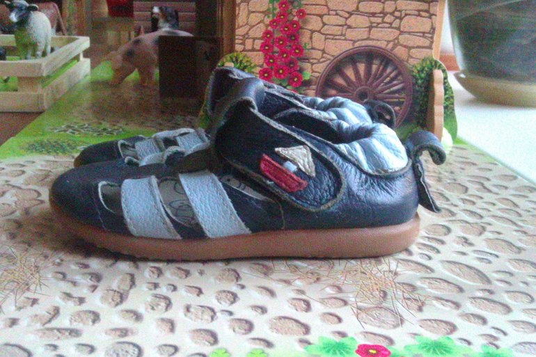 Продаю обувь Pediped, shooshoos, а также резиновые сапоги (размеры 20-22)