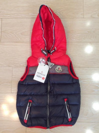 Жилеты Монклер / Moncler для мальчиков