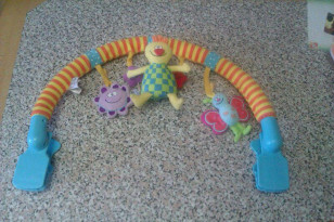 Музыкальная дуга taf toys