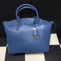 Сумки Mikhael Kors