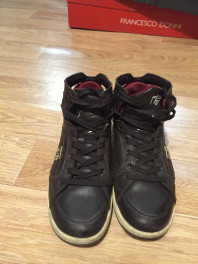 Кроссовки в отличном состоянии 37 размер