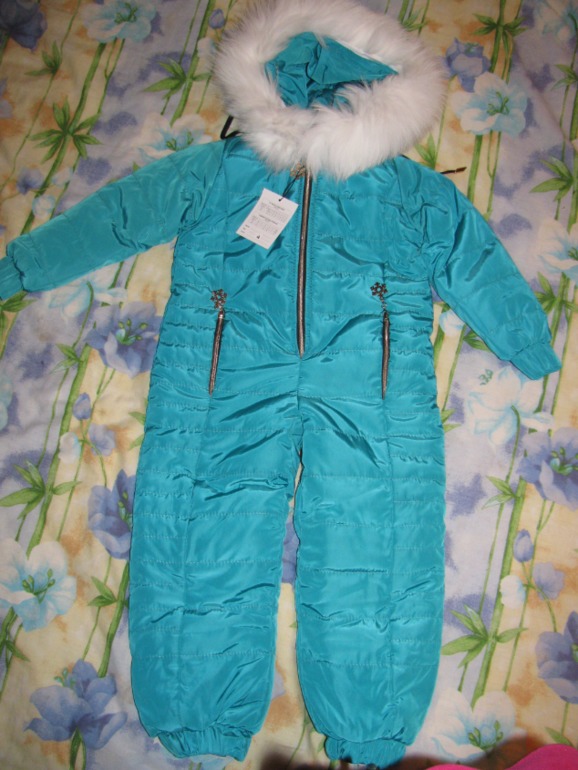 Хвастики и живые фото Moncler (Leggi)