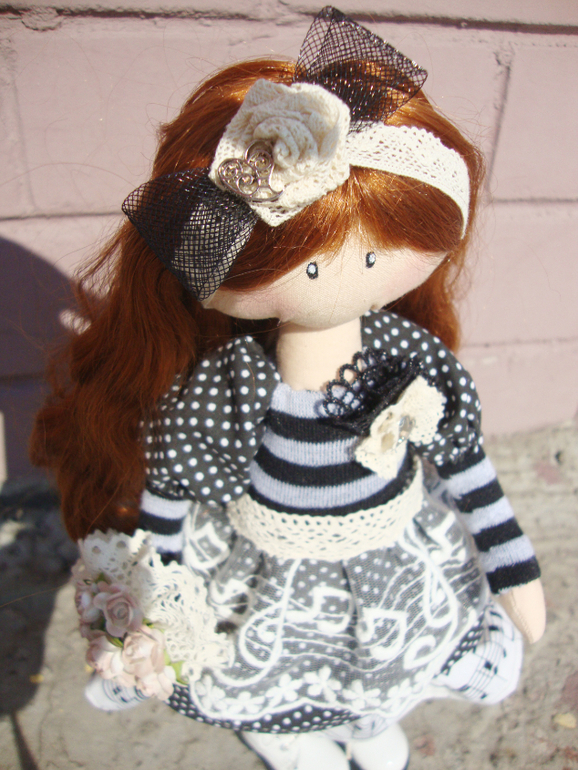 Рыженькая... Интерьерная куколка без имени...
