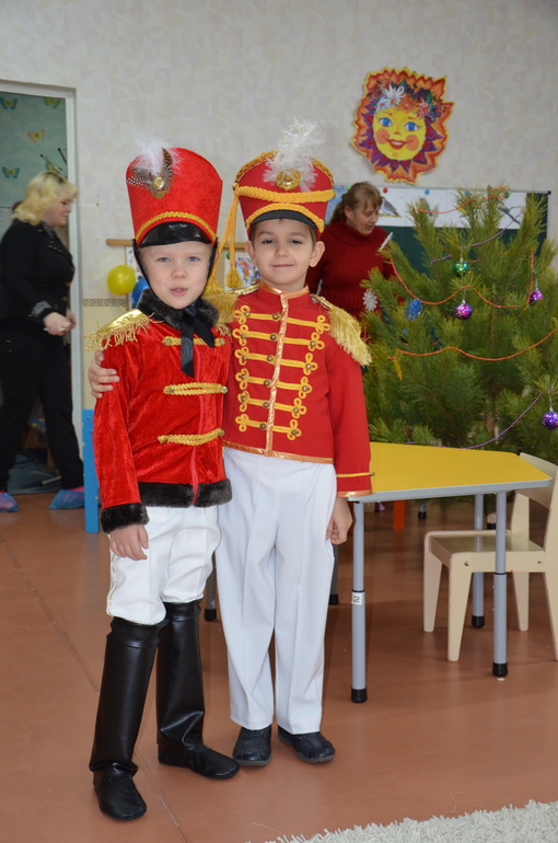 Новогодний утренник 2013