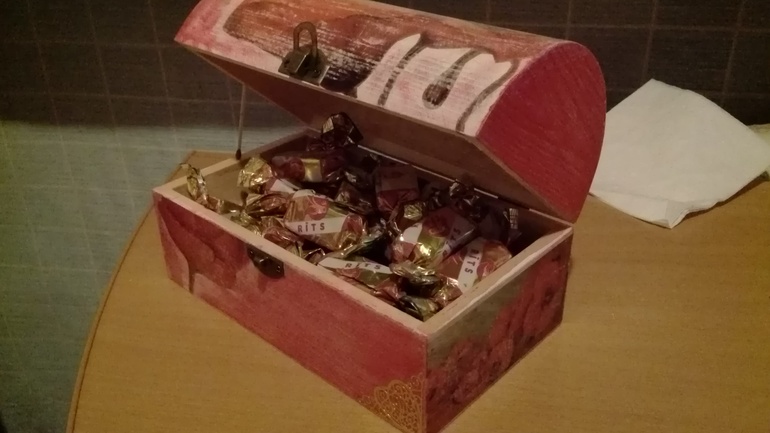 сундучок со сладеньким! DR