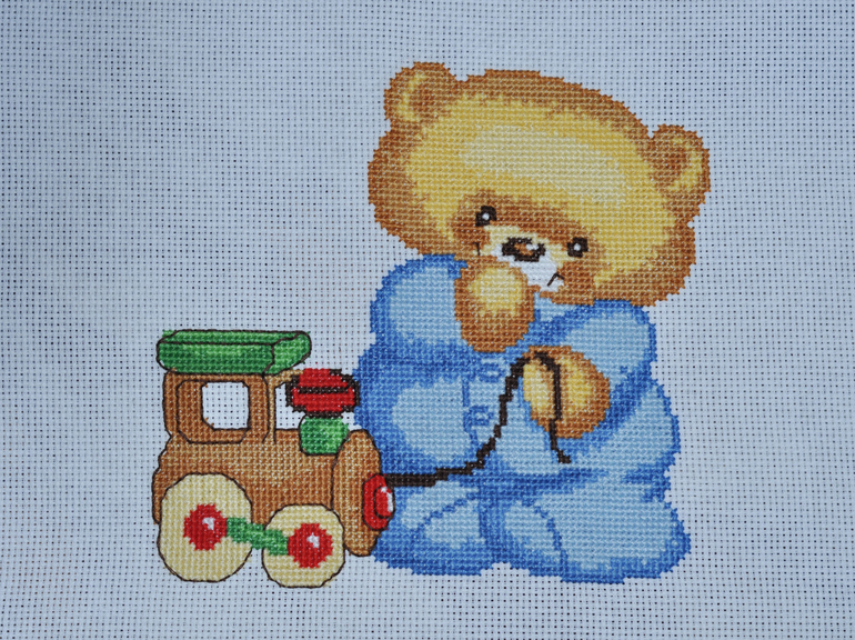 Вышивка крестиком, метрики и укркашения ручной работы :)