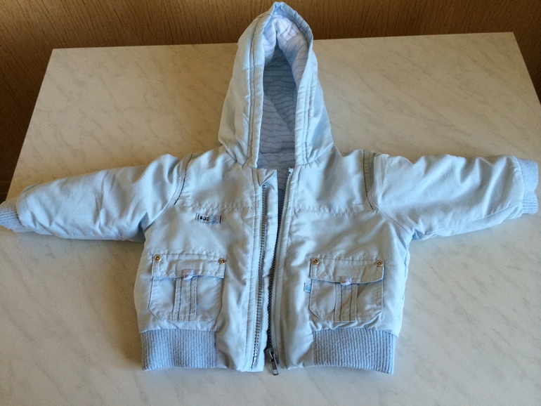 Курточка демисезонная Mothercare б/у. Р-р 9-12 месяцев. Москва (Каширская)