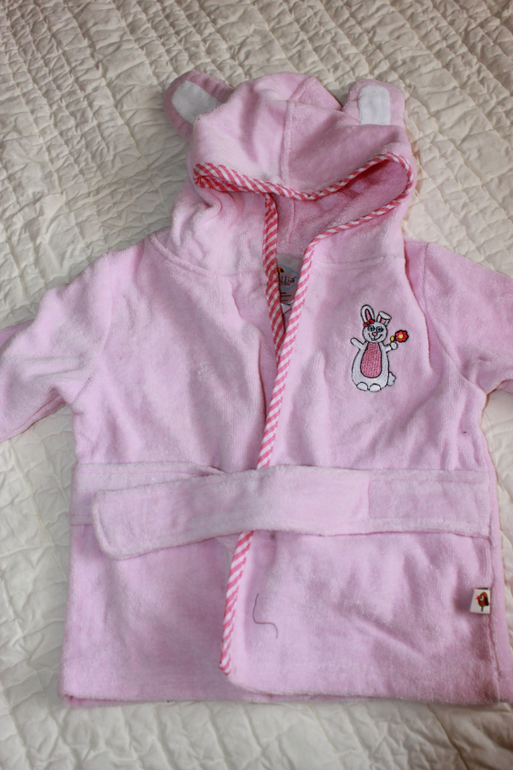 Для самых маленьких малышек с рождения до года Carters, Zara, H&M и т.д.