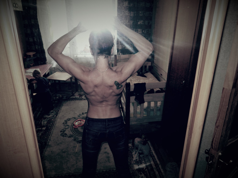 Пора зарабатывать деньги!!!))