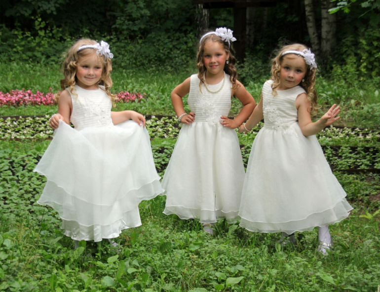 тройняшки на свадьбе