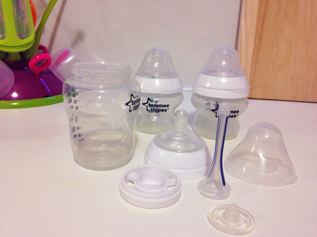 Большой фото обзор бутылочек и аксессуаров.