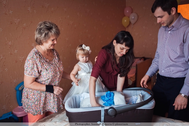 выписка из роддома.