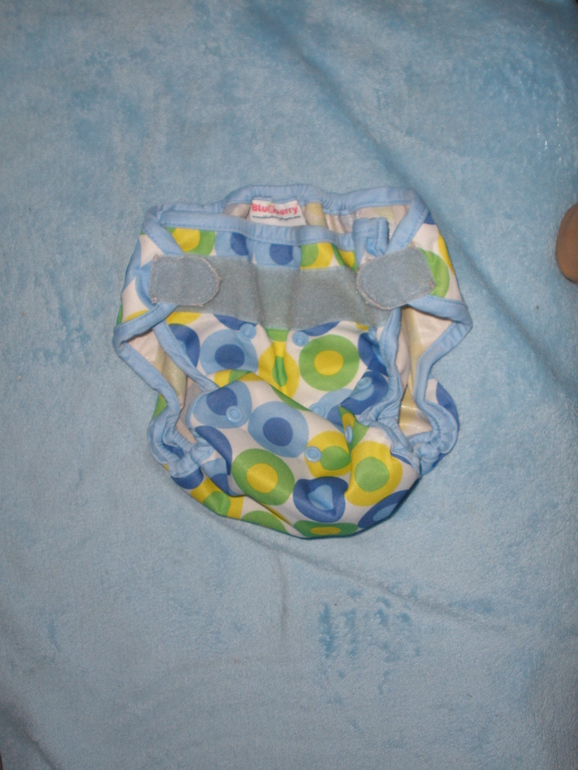 Продам подгузники  Blueberry