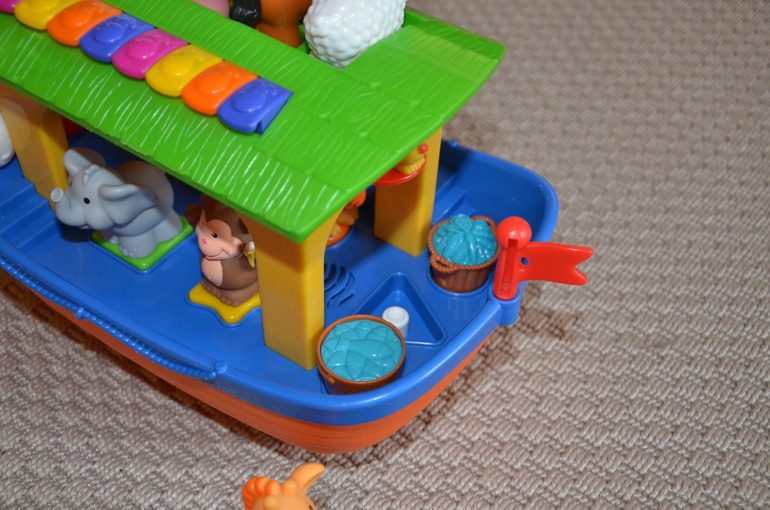 Дочкины игрушки