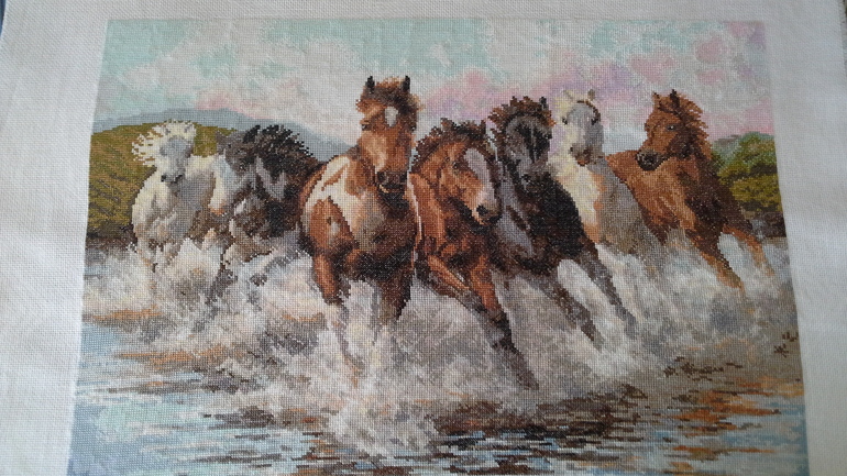 Закончила свой долгострой