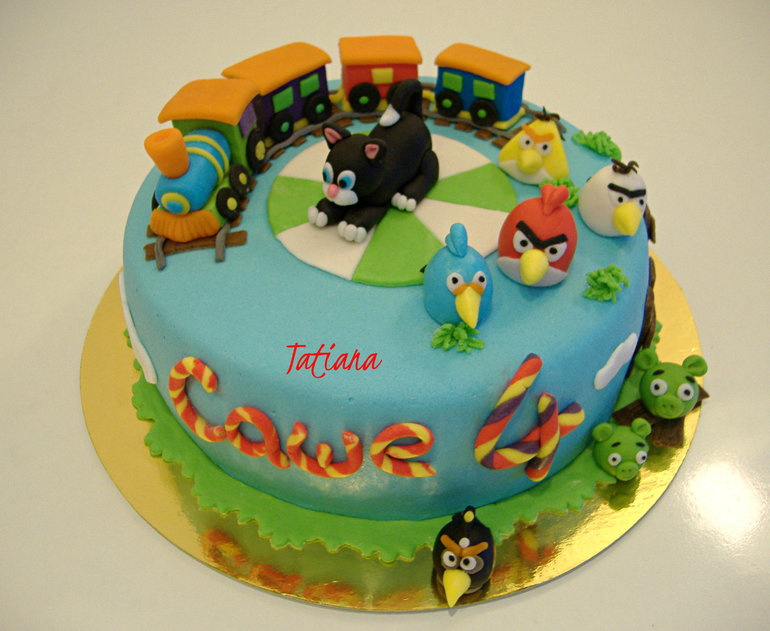 Торт с паровозиком