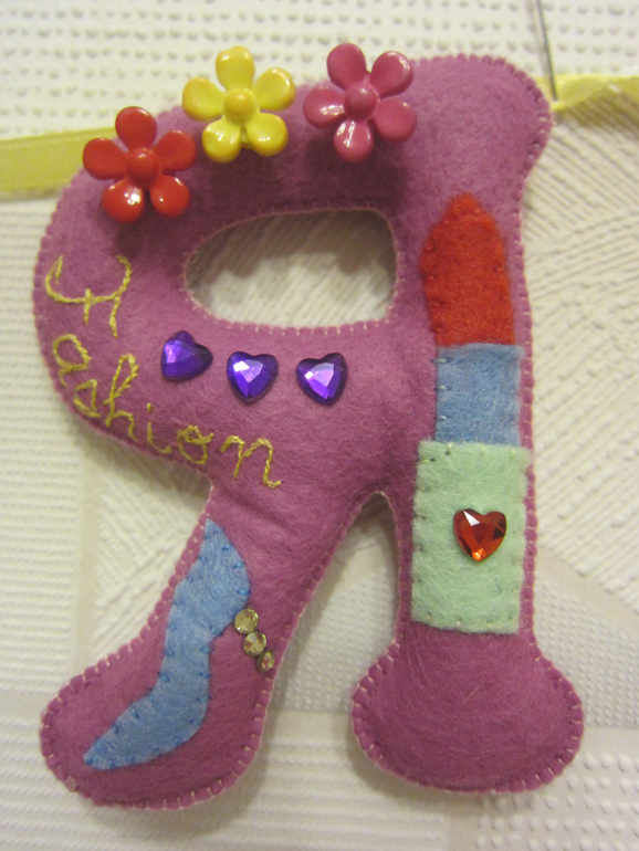 Для маленькой женщинки ;)