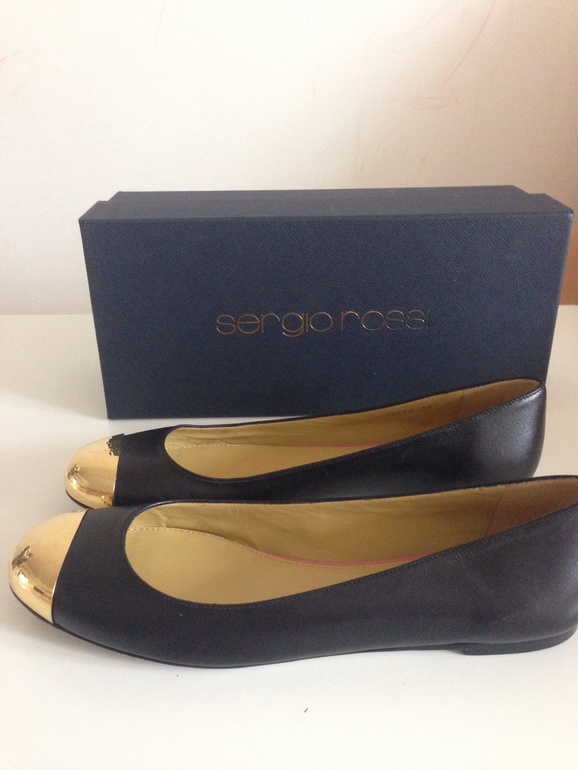 Sergio Rossi! Балетки наимягчайшие а ля Шанель!!! На 38,5-39 р цена 5500