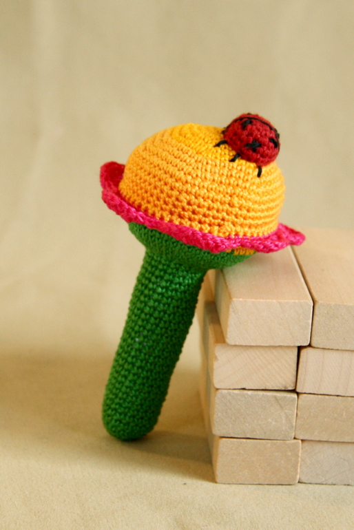 Связались погремушки