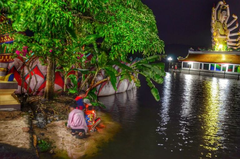 Лой Кратонг на Самуи