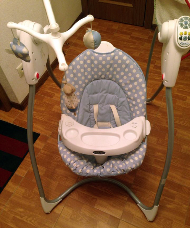 Качели в подарок!