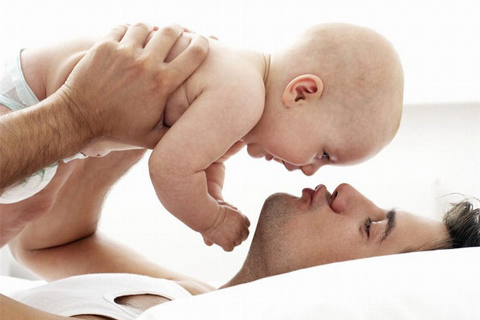 Ревность отца к ребенку – вам это знакомо?