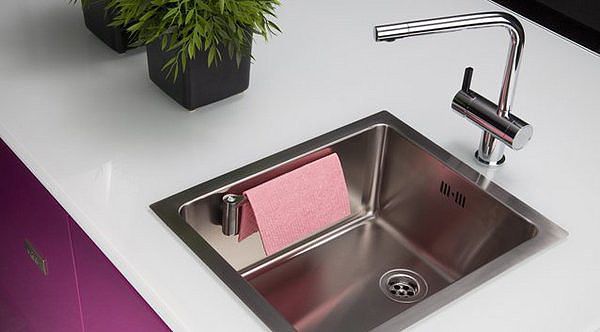 Магнитный держатель для посудных губок.