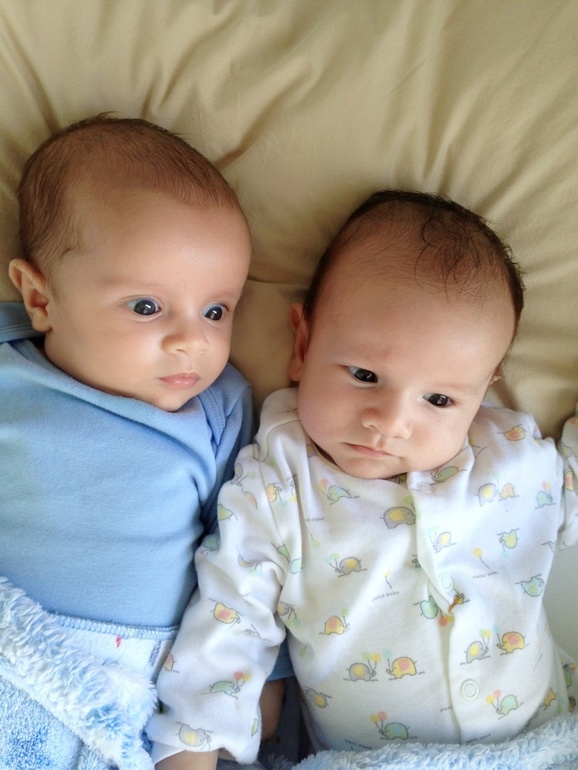 Нам (почти) 2,5 месяца! Ура! (много, очень много, фото)